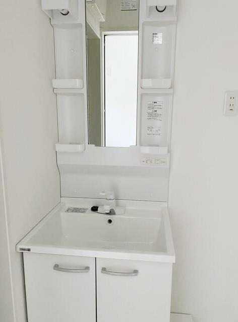 ��ʌ������s�����S���ڂ̃A�p�[�g�̐��ʏ�