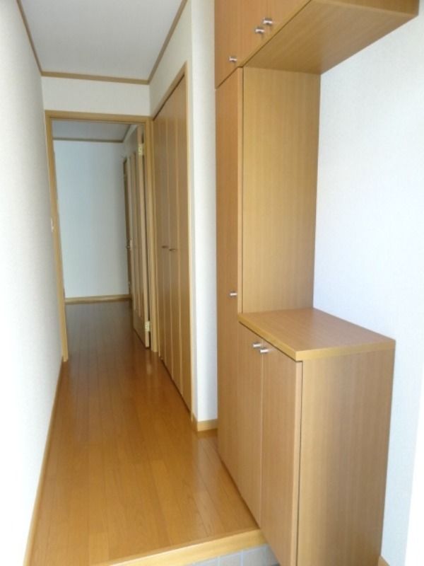 ��ʌ��������܎s������厚�쒆��̃A�p�[�g�̌���