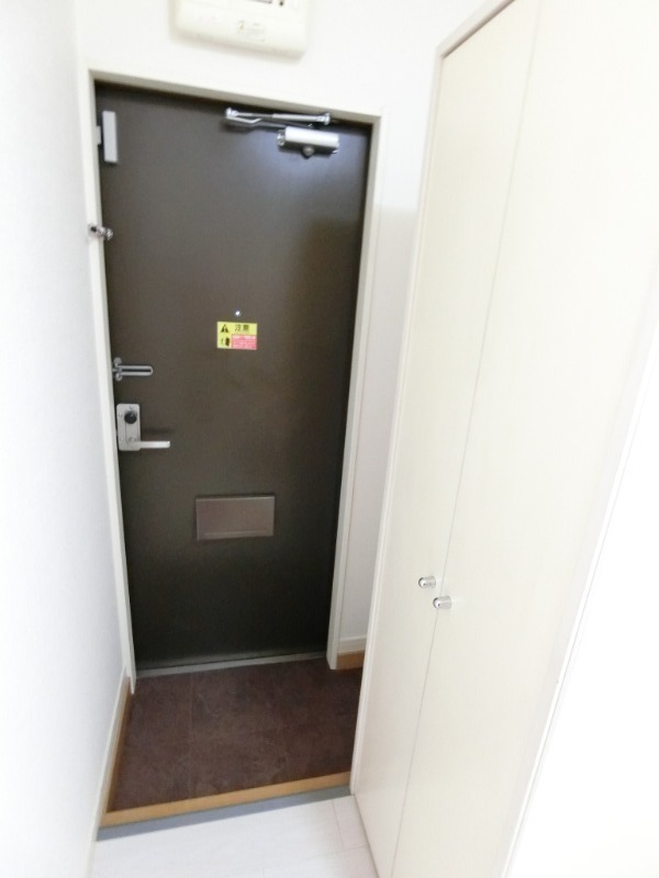 ��ʌ��������܎s��΋戤�����̃A�p�[�g�̌���