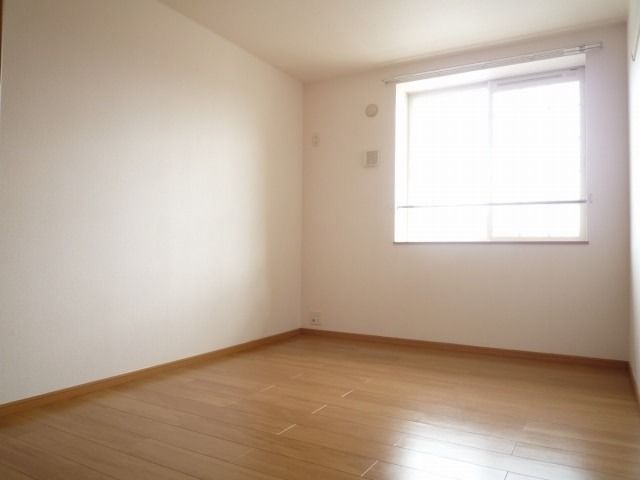 ��ʌ��k�����S�ɓޒ����h��Q���ڂ̃A�p�[�g�̂��̑������E�X�y�[�X