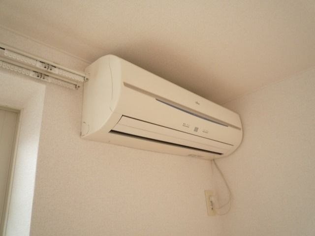 ��ʌ��k�����S�ɓޒ����h��Q���ڂ̃A�p�[�g�̂��̑��ݔ�