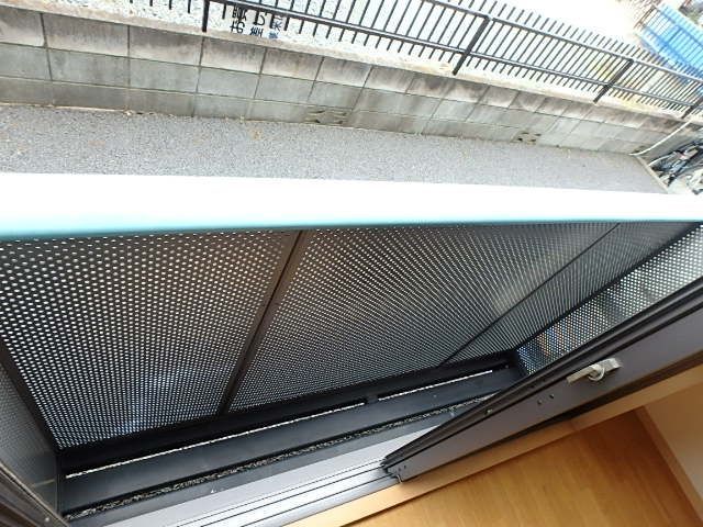 ��ʌ��������܎s�k��{�����Q���ڂ̃A�p�[�g�̃o���R�j�[