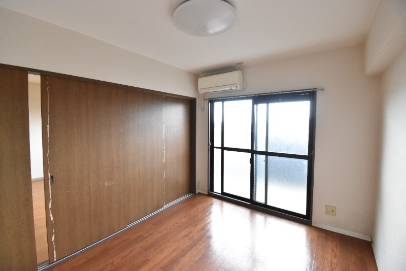 ��ʌ�����s�˒˓��R���ڂ̃}���V�����̋��ԁE���r���O