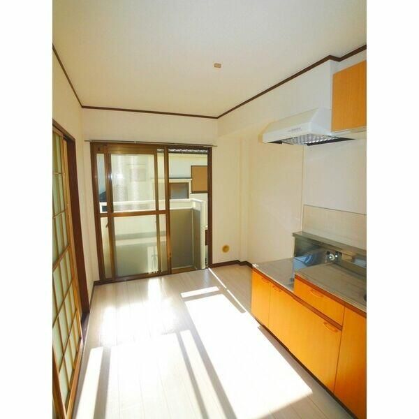 ��ʌ��������܎s������厚�䑠�̃A�p�[�g�̂��̑������E�X�y�[�X