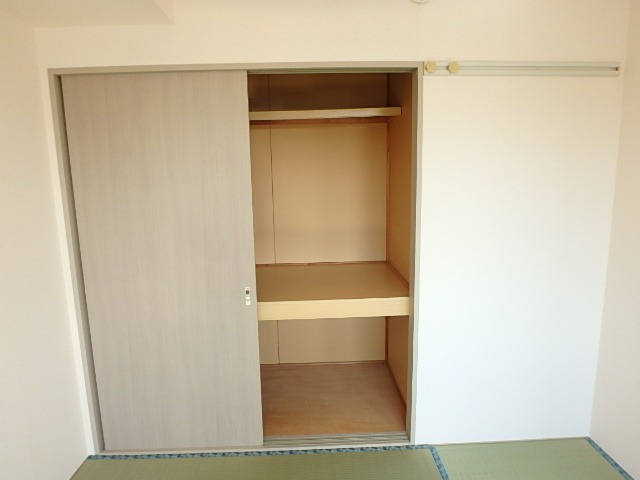 ��ʌ��������܎s����厚���V�n�̃A�p�[�g�̎��[