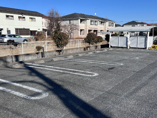 ��ʌ��������܎s��΋�厚���̃A�p�[�g�̒��ԏ�