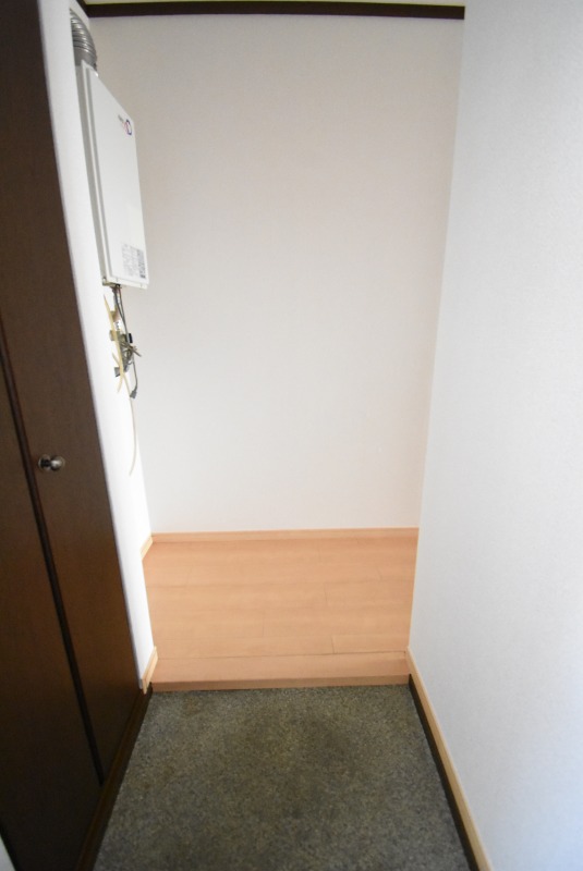 ��ʌ��������܎s��{�擌���Q���ڂ̃}���V�����̌���