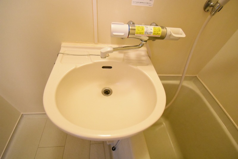 ��ʌ��������܎s��{�擌���Q���ڂ̃}���V�����̐��ʏ�