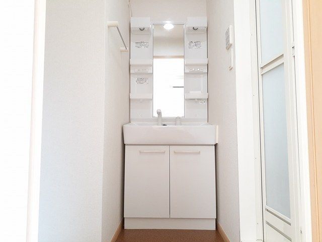 ��ʌ������s��ʖ�̃A�p�[�g�̐��ʏ�