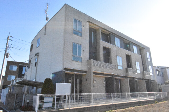 ��ʌ������s��ʖ�̃A�p�[�g�̃G���g�����X