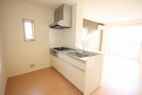 ��ʌ��������܎s������厚�쒆��̃A�p�[�g�̃L�b�`��