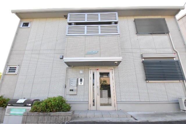 ��ʌ�����s�厚���s451�̃A�p�[�g�̌����O��