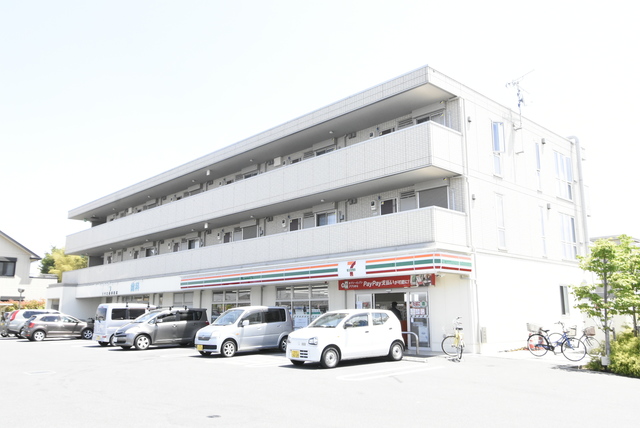 ��ʌ�����s�厚���s�̃A�p�[�g�̎���