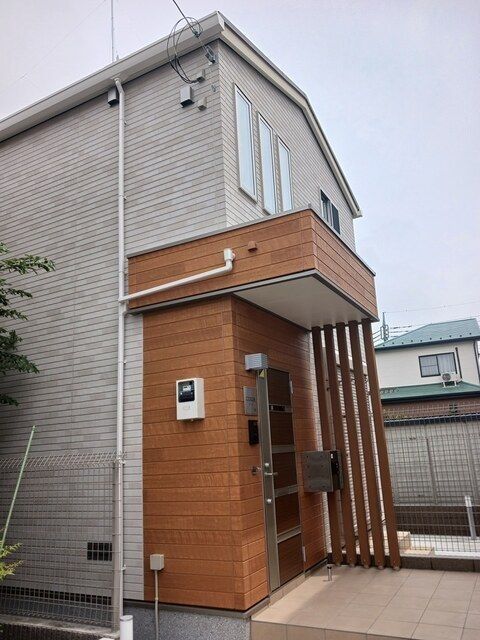 ��ʌ�����s�厚�ΐ_�̃A�p�[�g�̌����O��