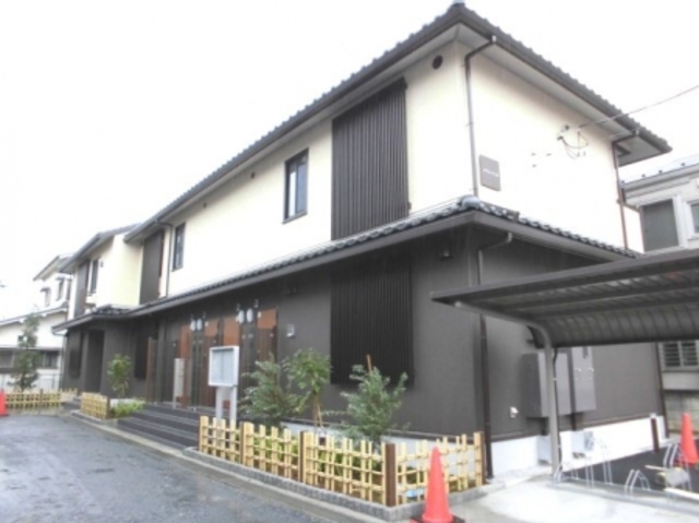 ��ʌ��������܎s������~����V����12-13�̃A�p�[�g�̌����O��