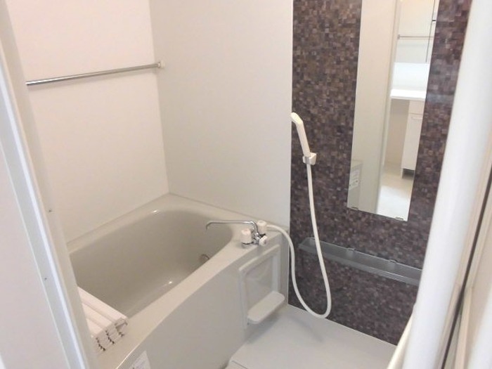 ��ʌ��������܎s������~����V���ڂ̃A�p�[�g�̃o�X