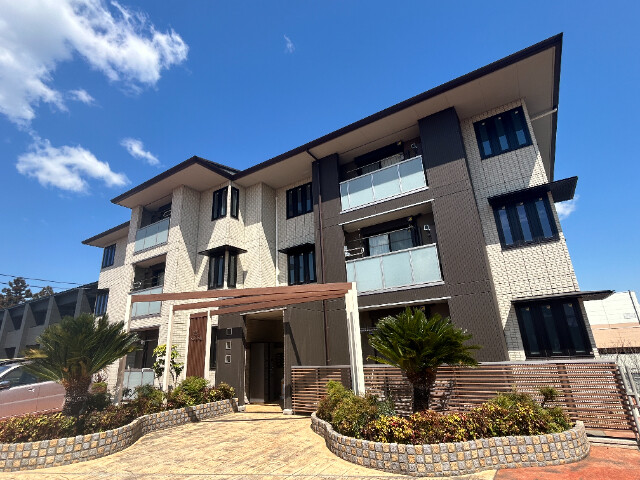 ��ʌ��������܎s������厚�ۃ���̃A�p�[�g�̌����O��