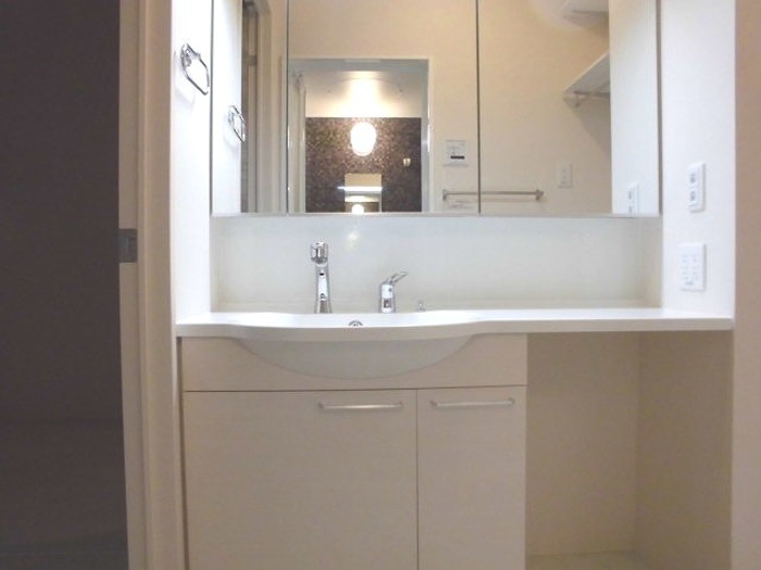 ��ʌ��������܎s������~����V���ڂ̃A�p�[�g�̐��ʏ�