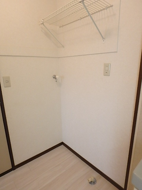 ��ʌ��������܎s�k�擌�听���Q���ڂ̃A�p�[�g�̂��̑�