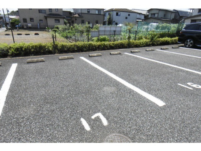 ��ʌ��������܎s��΋挴���̃}���V�����̒��ԏ�