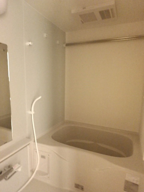 ��ʌ��������܎s��{��g�~���S���ڂ̃}���V�����̃o�X