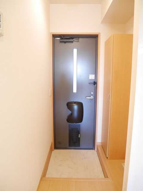 ��ʌ��k�����S�ɓޒ������Q���ڂ̃A�p�[�g�̌���