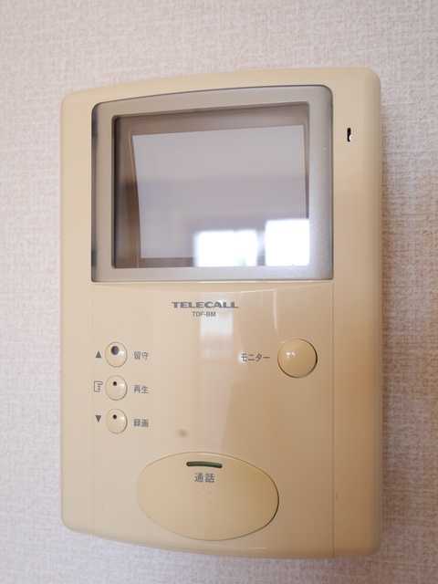 ��ʌ��k�����S�ɓޒ������Q���ڂ̃A�p�[�g�̂��̑�