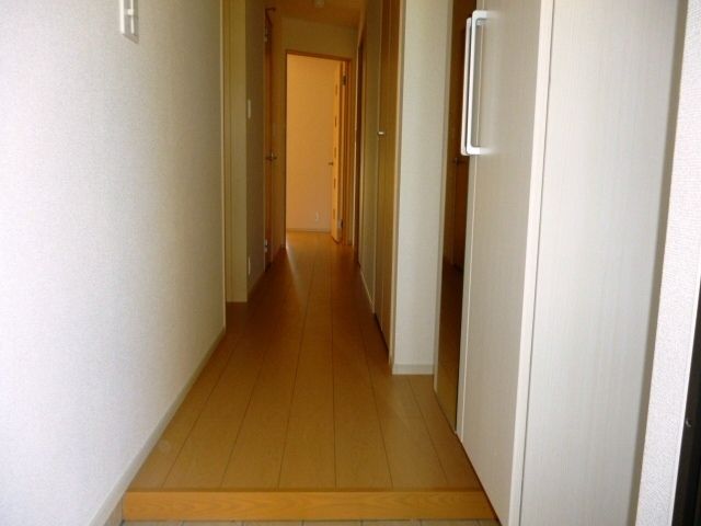 ��ʌ�����s���̏o�R���ڂ̃A�p�[�g�̌���