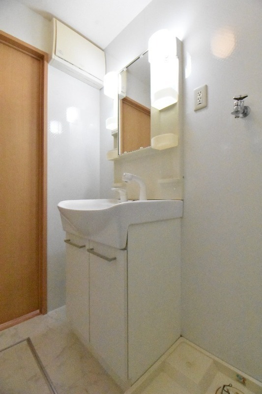 ��ʌ������s��ʖ�̃A�p�[�g�̐��ʏ�