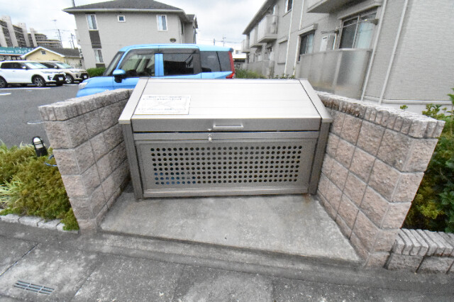 ��ʌ������s��ʖ�̃A�p�[�g�̂��̑�