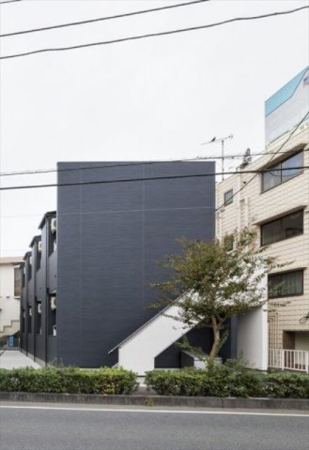 ��ʌ��������܎s�������a�c���Q����898-4�̃A�p�[�g�̌����O��