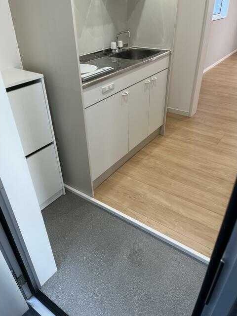 ��ʌ��������܎s��{��{���S���ڂ̃A�p�[�g�̌���