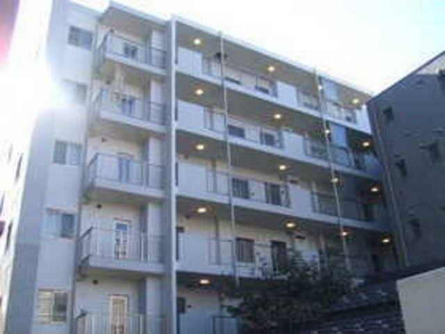 ��ʌ��������܎s��{��{���T����142-1�̃}���V�����̌����O��