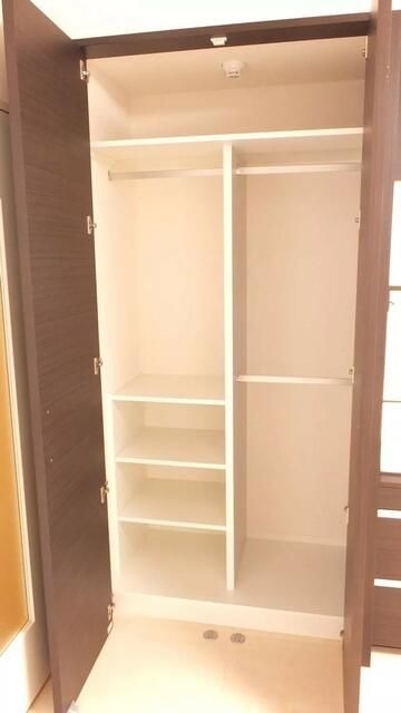 ��ʌ��t�����s�����P���ڂ̃}���V�����̎��[