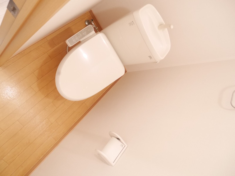 ��ʌ������s���Q���ڂ̃A�p�[�g�̃g�C��