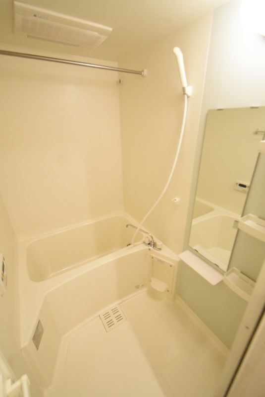 ��ʌ�����s�厚������̃}���V�����̃o�X