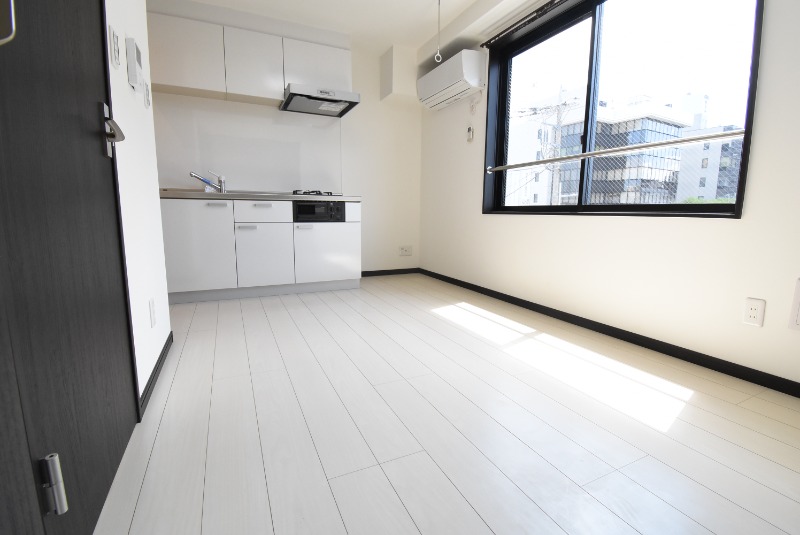 ��ʌ��������܎s�k��{�����Q���ڂ̃}���V�����̋��ԁE���r���O