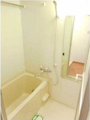 ��ʌ������s�c�˒��̃}���V�����̃o�X