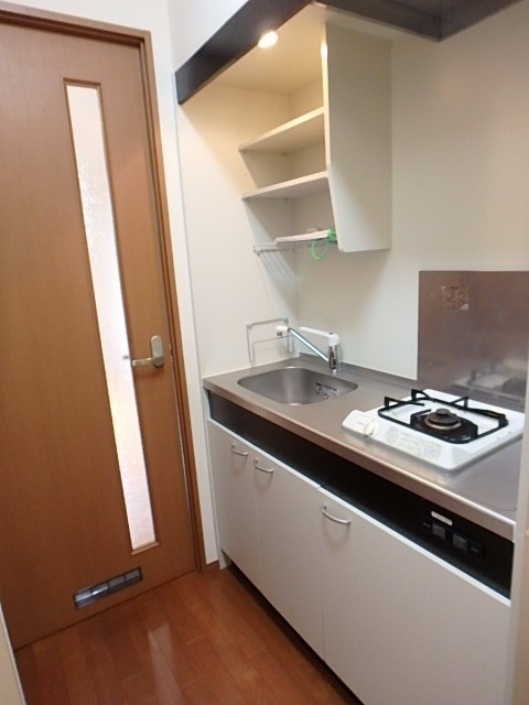 ��ʌ��������܎s��{����ؒ��Q���ڂ̃}���V�����̃L�b�`��