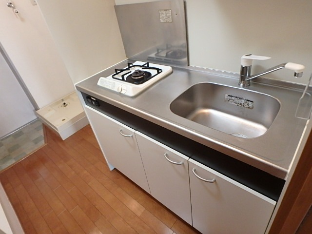 ��ʌ��������܎s��{����ؒ��Q���ڂ̃}���V�����̃L�b�`��