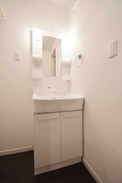 ��ʌ��������܎s��{��听���P���ڂ̃A�p�[�g�̐��ʏ�