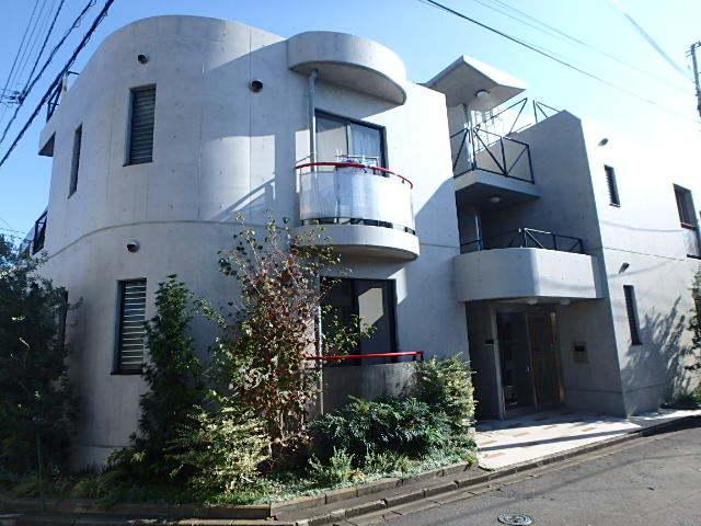 ��ʌ��������܎s�Y�a��̉ƂV����18-5�̃}���V�����̌����O��