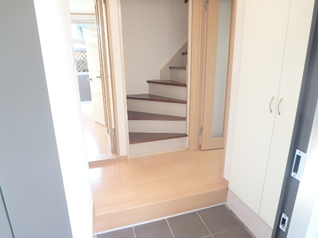 ��ʌ��u�؎s�K���P���ڂ̃A�p�[�g�̌���