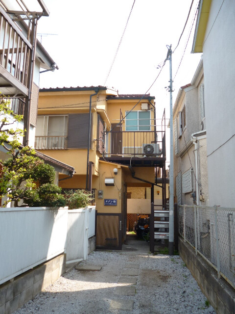 ��ʌ��u�؎s�K���P���ڂ̃A�p�[�g�̃G���g�����X