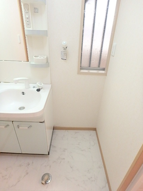 ��ʌ��u�؎s�K���P���ڂ̃A�p�[�g�̂��̑�