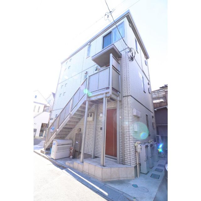 ��ʌ��n�s�����Q����14-26�̃A�p�[�g�̌����O��