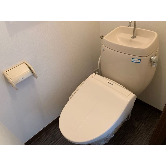 ��ʌ��@�c�s�@�c�T���ڂ̃A�p�[�g�̃g�C��