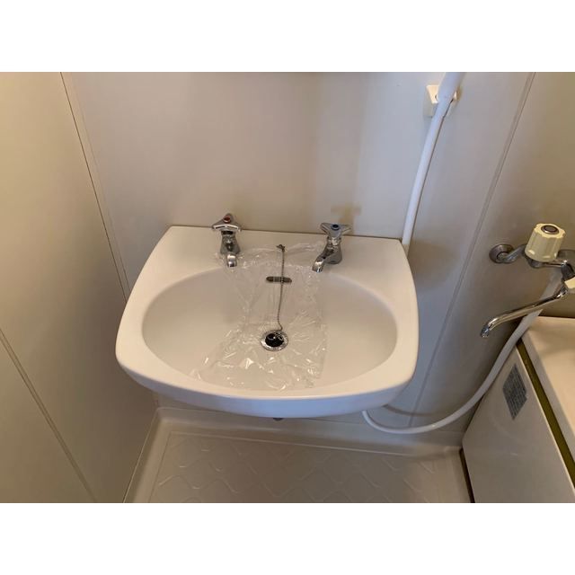 ��ʌ��@�c�s�@�c�T���ڂ̃A�p�[�g�̐��ʏ�