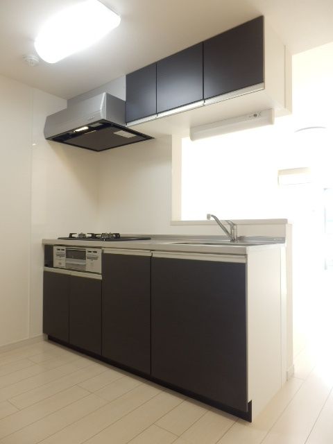 ��ʌ�����s��c�{�̃A�p�[�g�̃L�b�`��