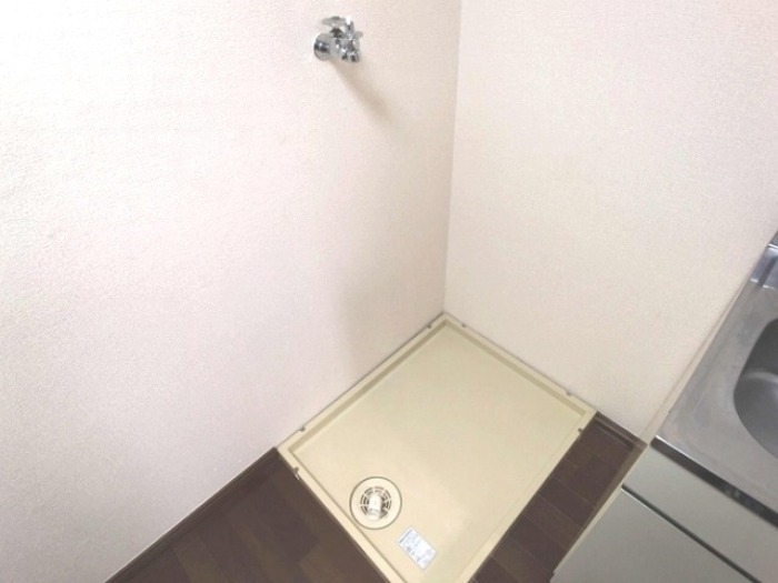 ��ʌ��������܎s�΋擌�Y�a�R���ڂ̃A�p�[�g�̂��̑������E�X�y�[�X